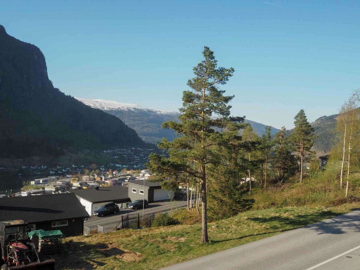 Stryn Stor Og Moderne Leilighet ภายนอก รูปภาพ